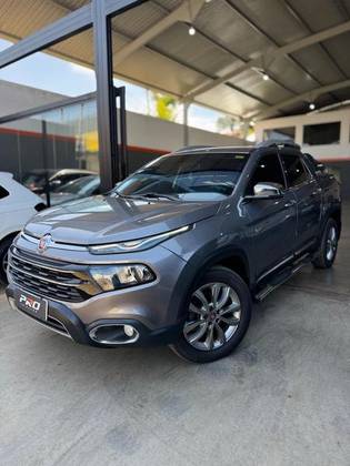 FIAT TORO 2.0 16V TURBO DIESEL RANCH 4WD AT9 FIAT TORO 2.0 16V TURBO DIESEL RANCH 4WD AT9
